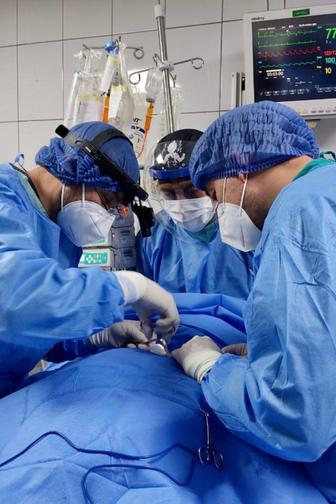 Lcdo. Danny Díaz - Especialista en Terapia Respiratoria en Quito